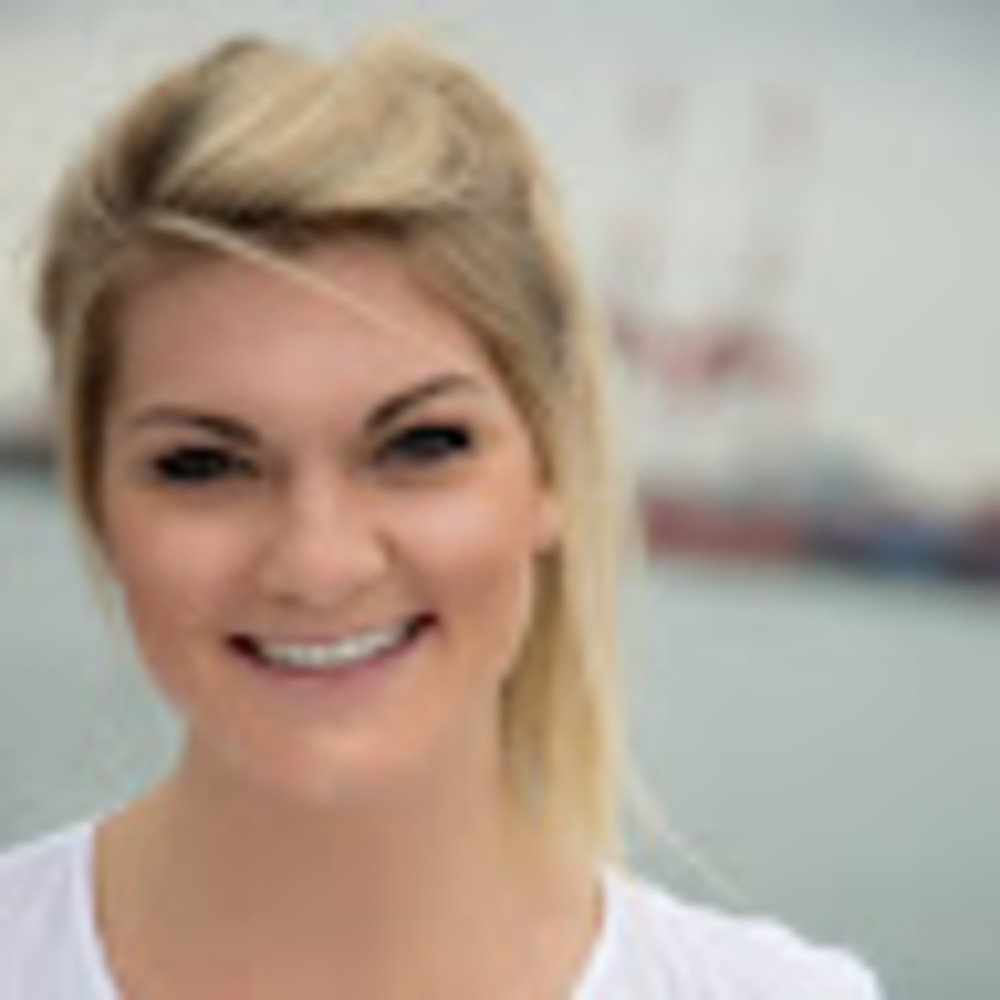 Meet your Posher, Lauren